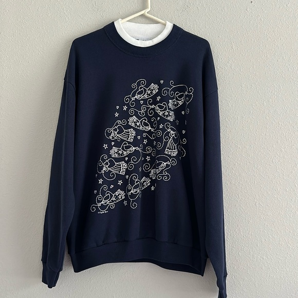 Vintage gopher sport sweatshirt size large angels blowing horn - Picture 1 of 4